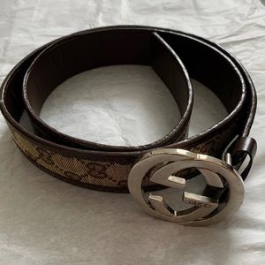Wide Gucci Belt Double G buckle